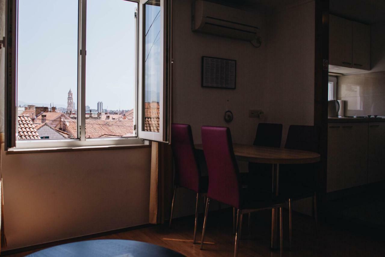 Apartment Old Town Krizeva スプリト エクステリア 写真